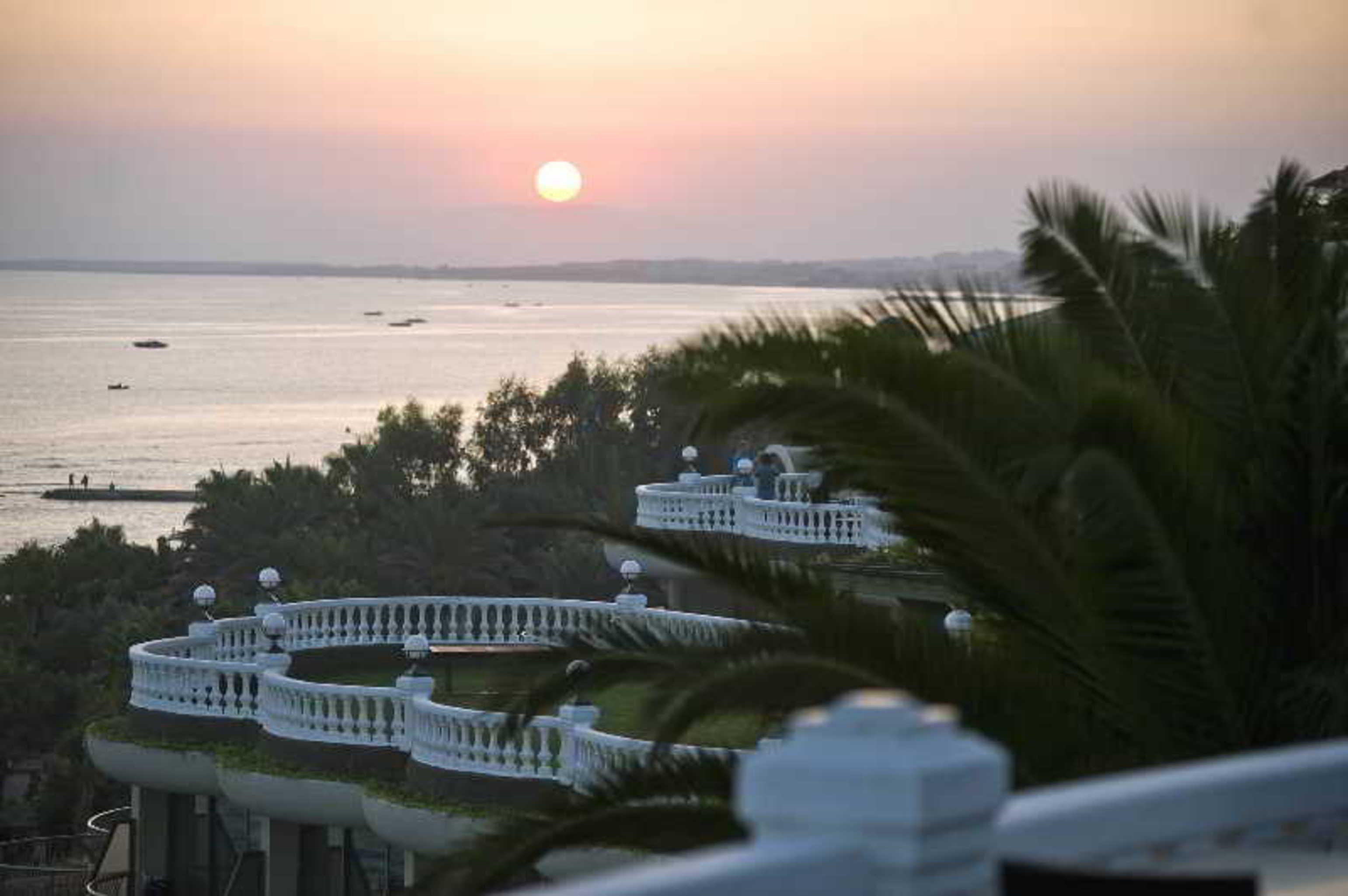 סייד Sunrise Queen Luxury Hotel מראה חיצוני תמונה